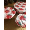 Charlotte recouvre en coton enduit fraises