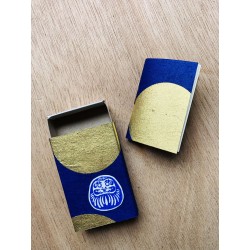 Boite à voeux Daruma - Bleu et or