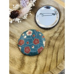 Badge tissu sakura rouge